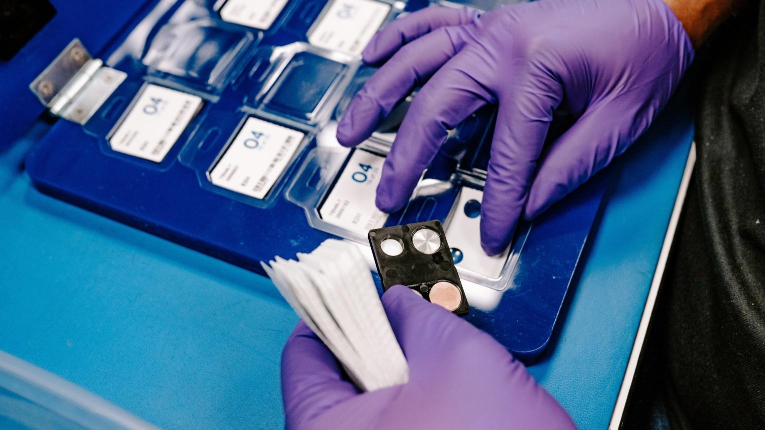 Gamma Irradiation workflow for disposable syringes